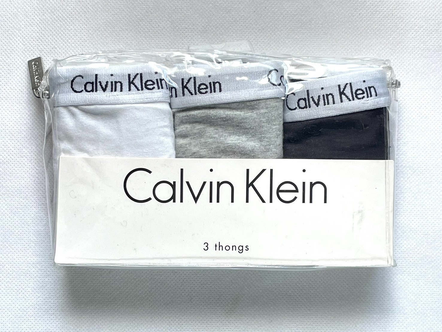 NWT Calvin Klein Women’s XL Carousel Thong QD3587, 3-Pack