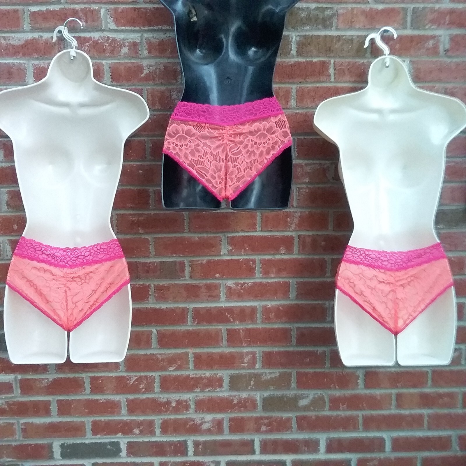 Vintage 1990’s Pink & Peach Lace Panties “NEW” FAMOUS MAKER No Tags 3pr XS *READ