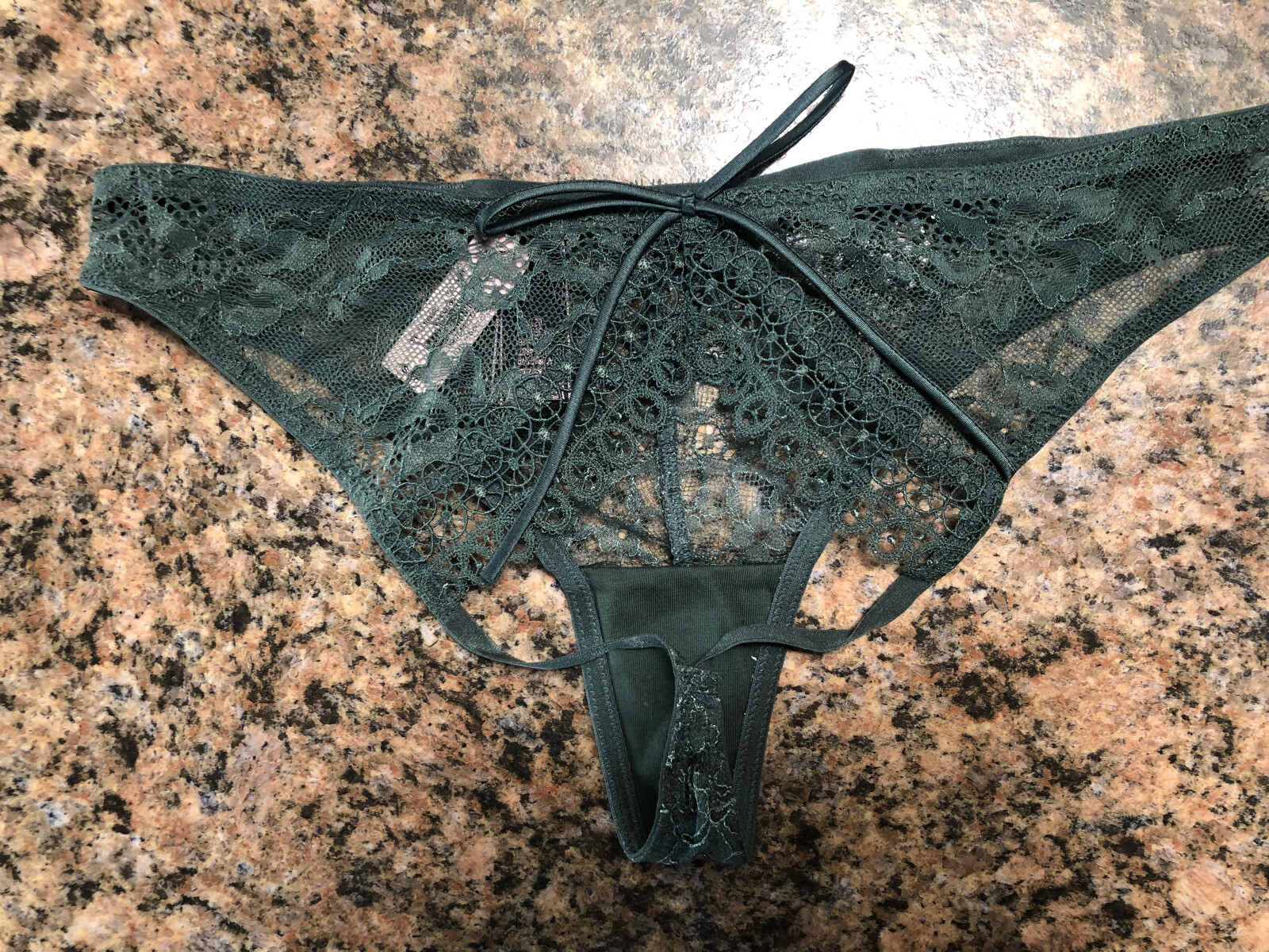 Victoria’s Secret Very Sexy Cheekini/tanga Panty Small NWT