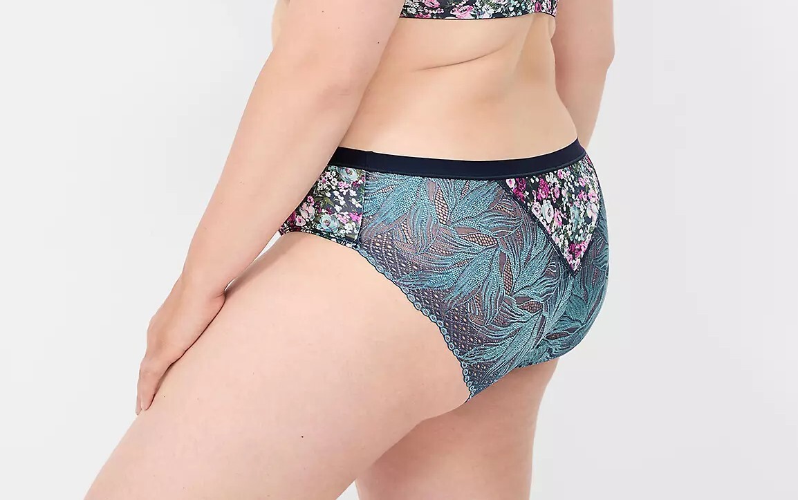Cacique~New With Tags~Green Floral No-Show Lace-Back Hipster Panty~18-20 (1X)