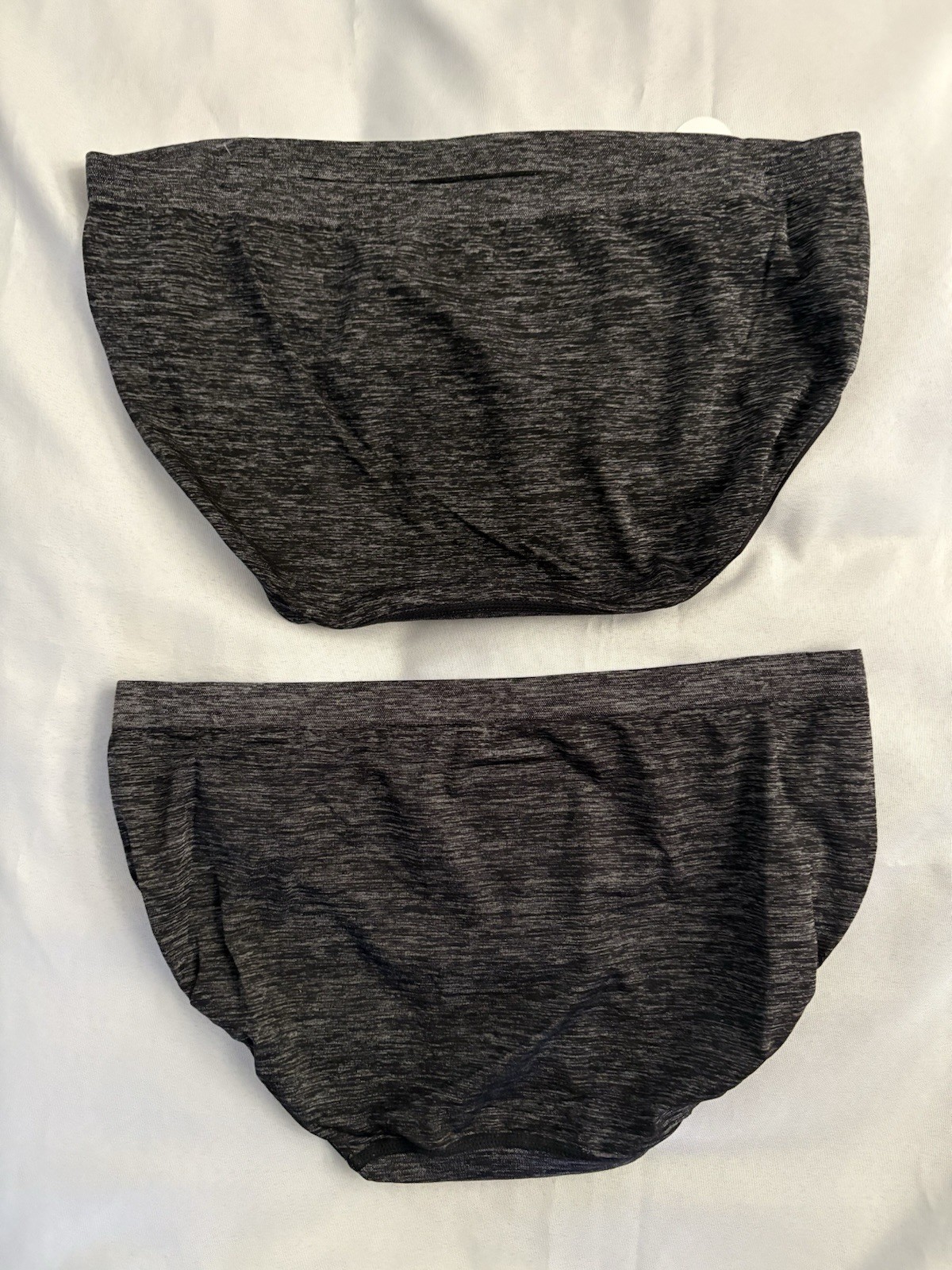 NEW Jockey Smooth and Shine Heathered Black Bikini 2 Pair Women’s Size 8 XLarge