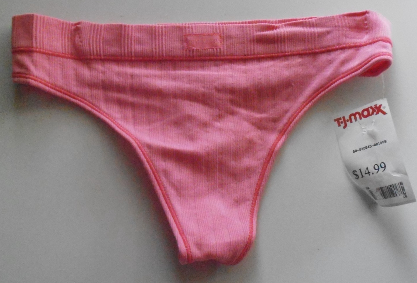 Steve Madden Women’s M Pink 92%Nylon/8%Spandex Thong NWT Made In China Washable