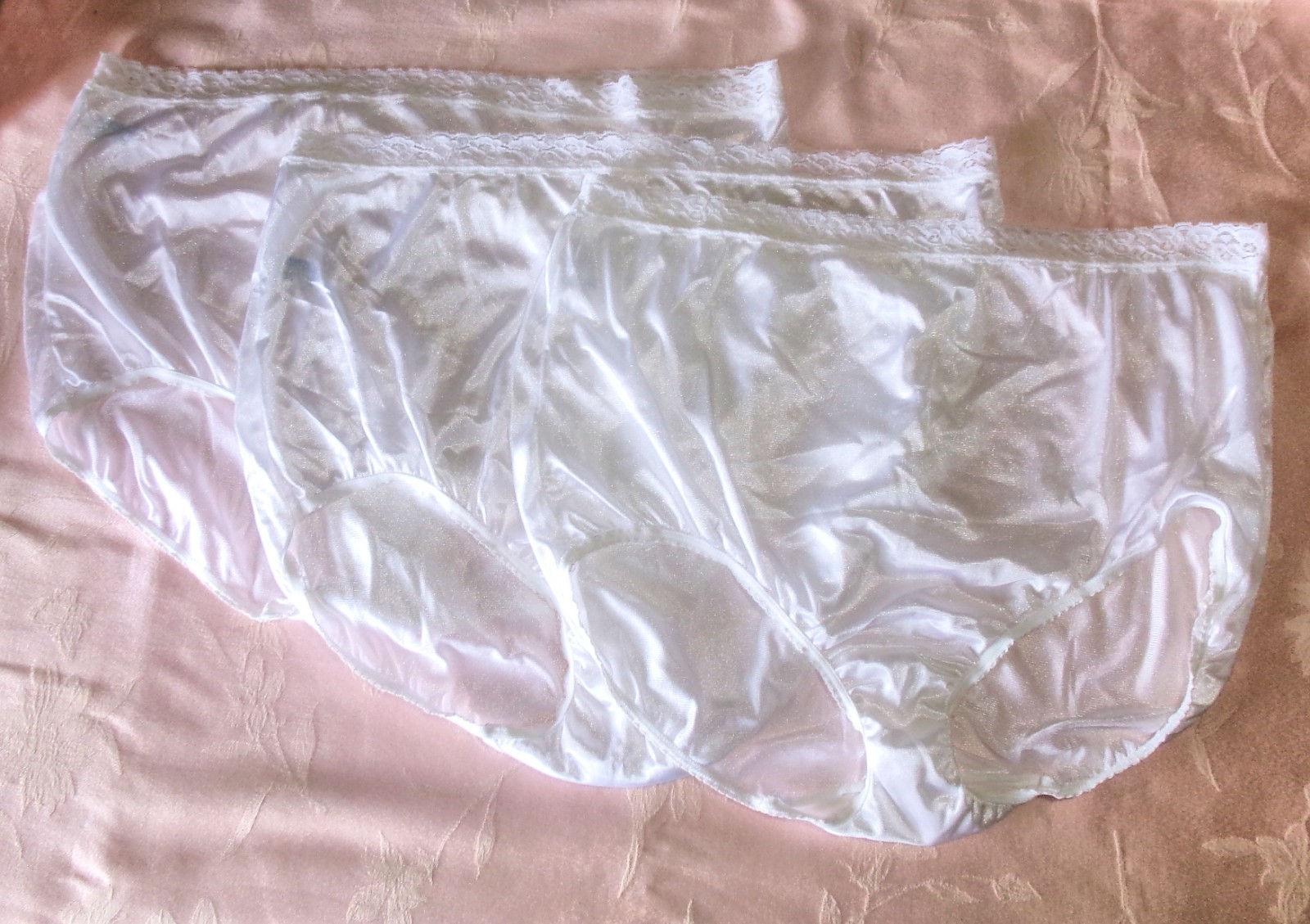 Warner’s Perfect Measure Set of 3 Panty Briefs 55196 WHITE Size 9 NWOT New