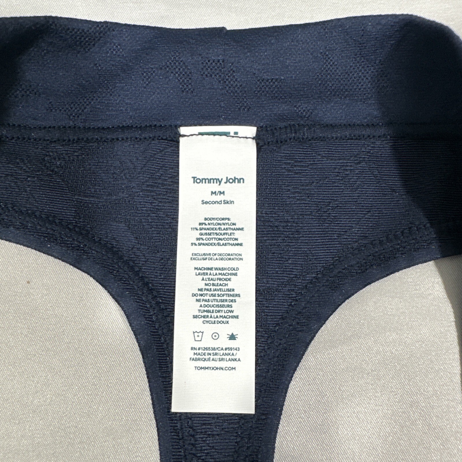 NEW $22 Tommy John [ Women Medium ] Lace Second Skin Thong in Dress Blues #T1737