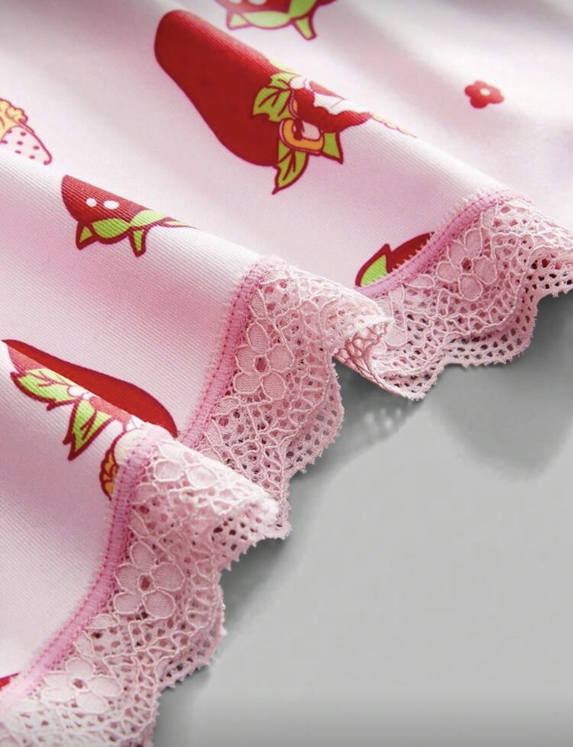 ROMWE Strawberry Shortcake Kawaii y2k Lace Trim Fabric Cute Cheeky Brief Panties