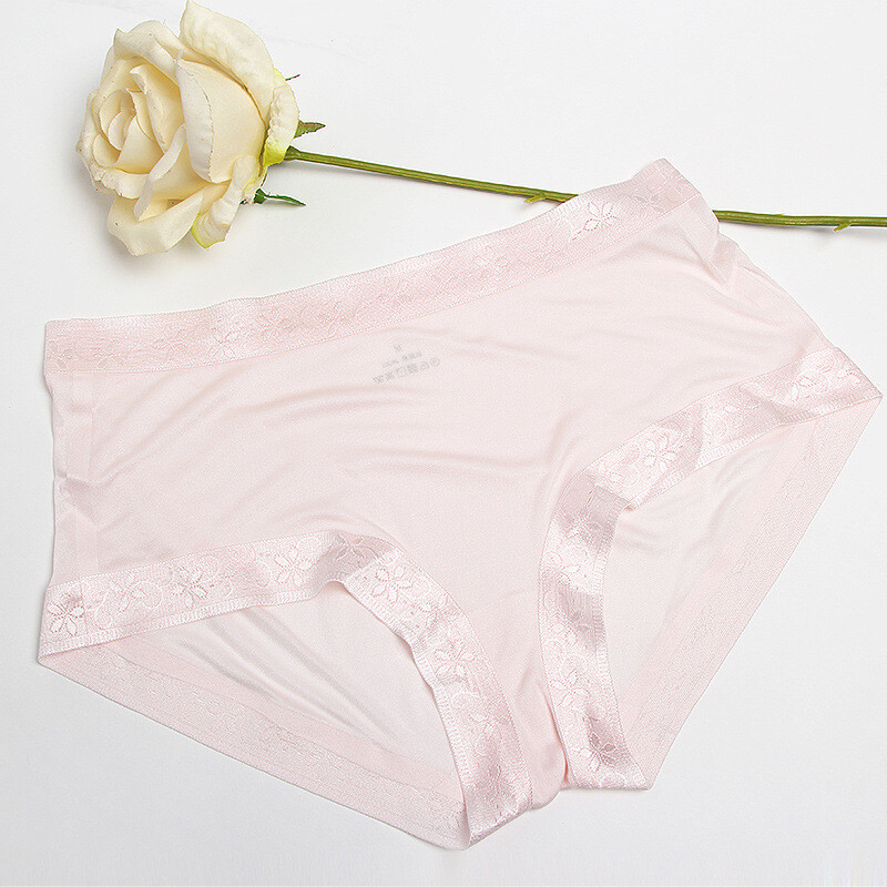 Female 100% Silk Seamless Underwear Hot Melt Weaving Silk Mid-waist Boxer Briefs