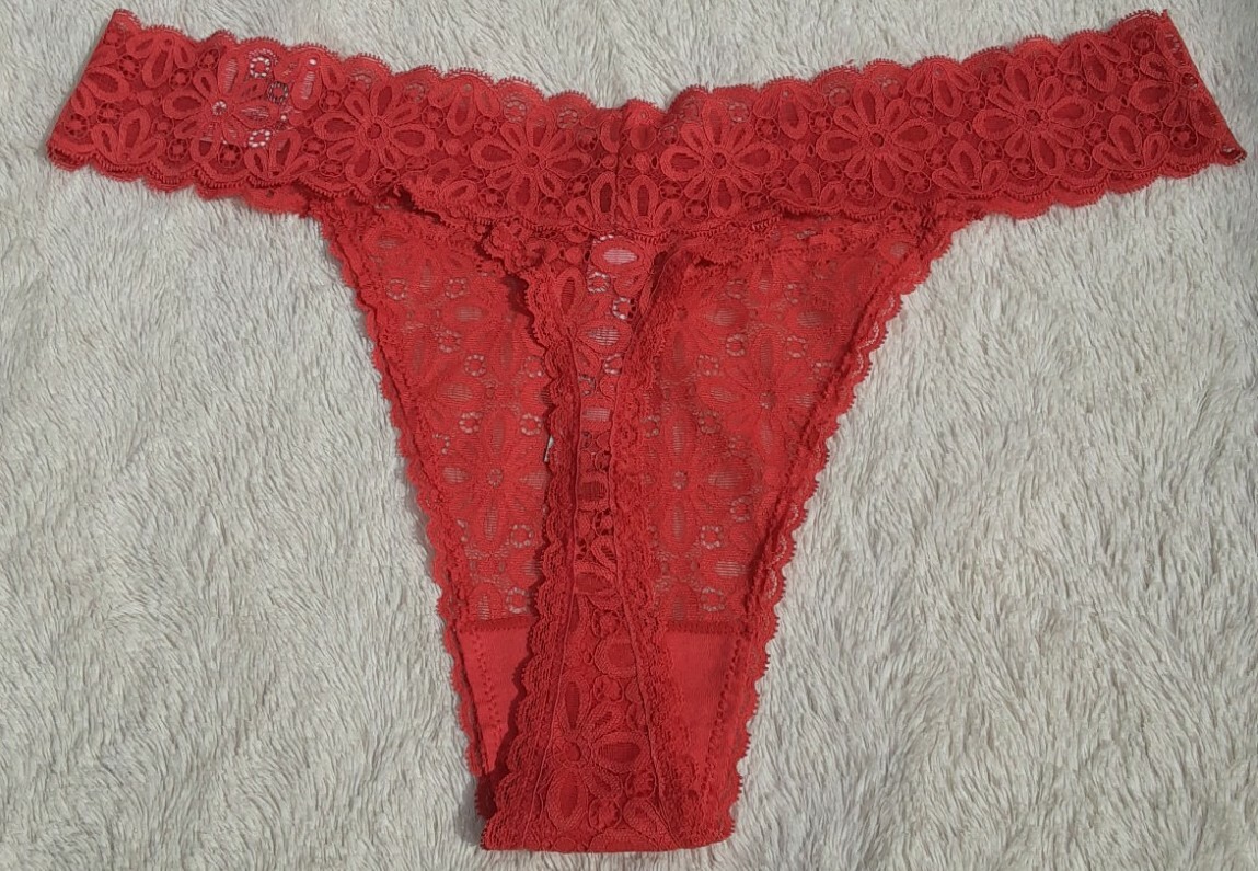 •NWT Jenni Womens Lace Thong Underwear Panty One Size Plus Fits 1X 2X 3X Cayenne