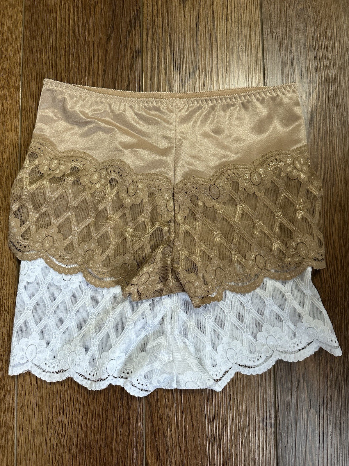 SEXY!! (2) Expressions Boyleg Panties Size M BEAUTIFUL!!