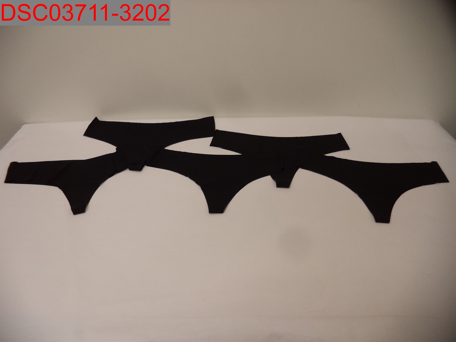 NWOT – Shein Women’s Black 5 Pack Rib Knit Thongs, Size L B211210019665
