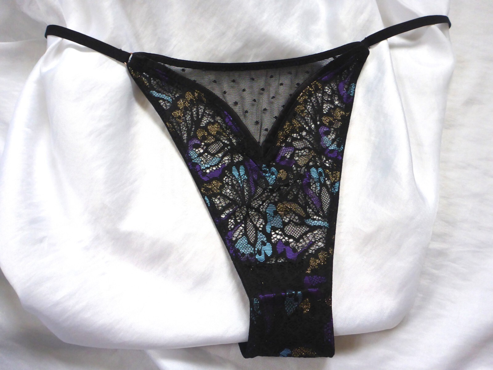 L, Savage X Fenty Butterfly Wings String Bikini, blue & black lace,nylon NEW