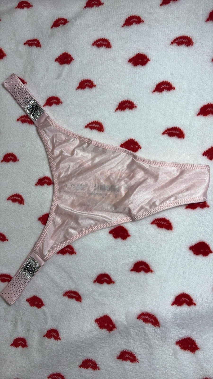 Victoria’s Secret VERY SEXY Scattered Shine Strap Smooth Thong Panty Size M