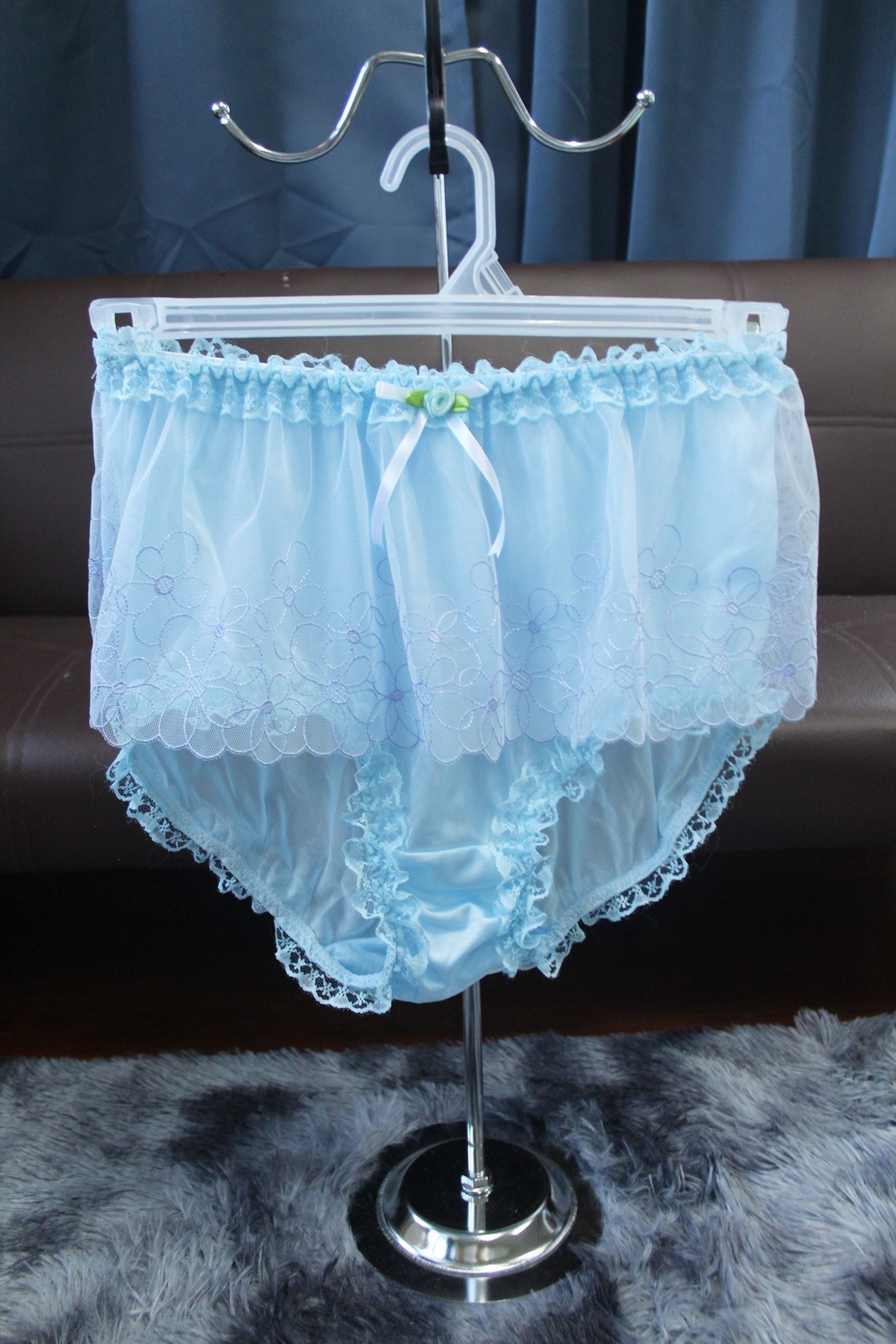 #A164 2XL/ElasticW.24-42″ VtgStyle Blue Nylon Full Brief Panties Mini Lace Skirt