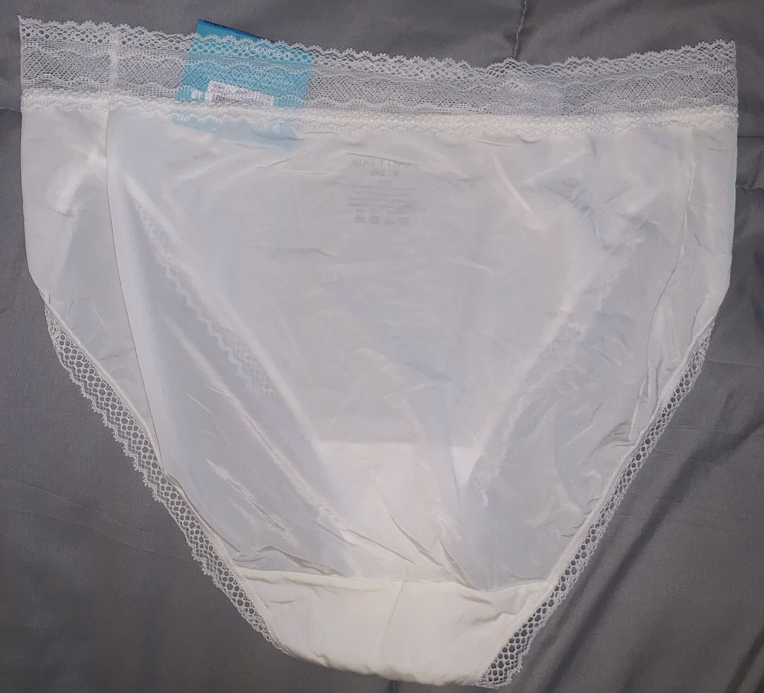 Vanity Fair Hi-Cut Nylon Panties Plus Size 2X 9 Lace Details Coconut/White NEW