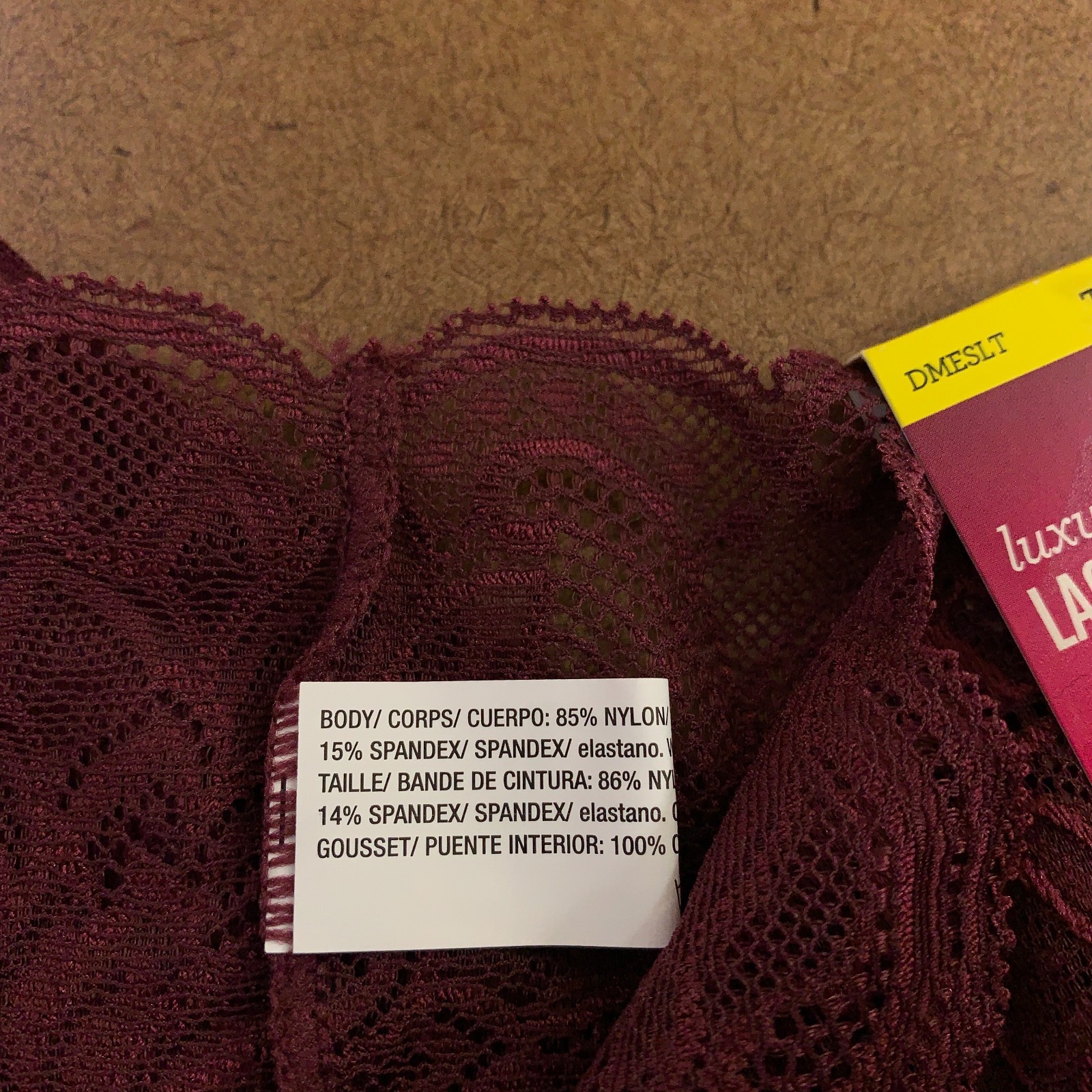 Maidenform Womens Size Medium/6 Burgundy Lace Thong Panty NWT