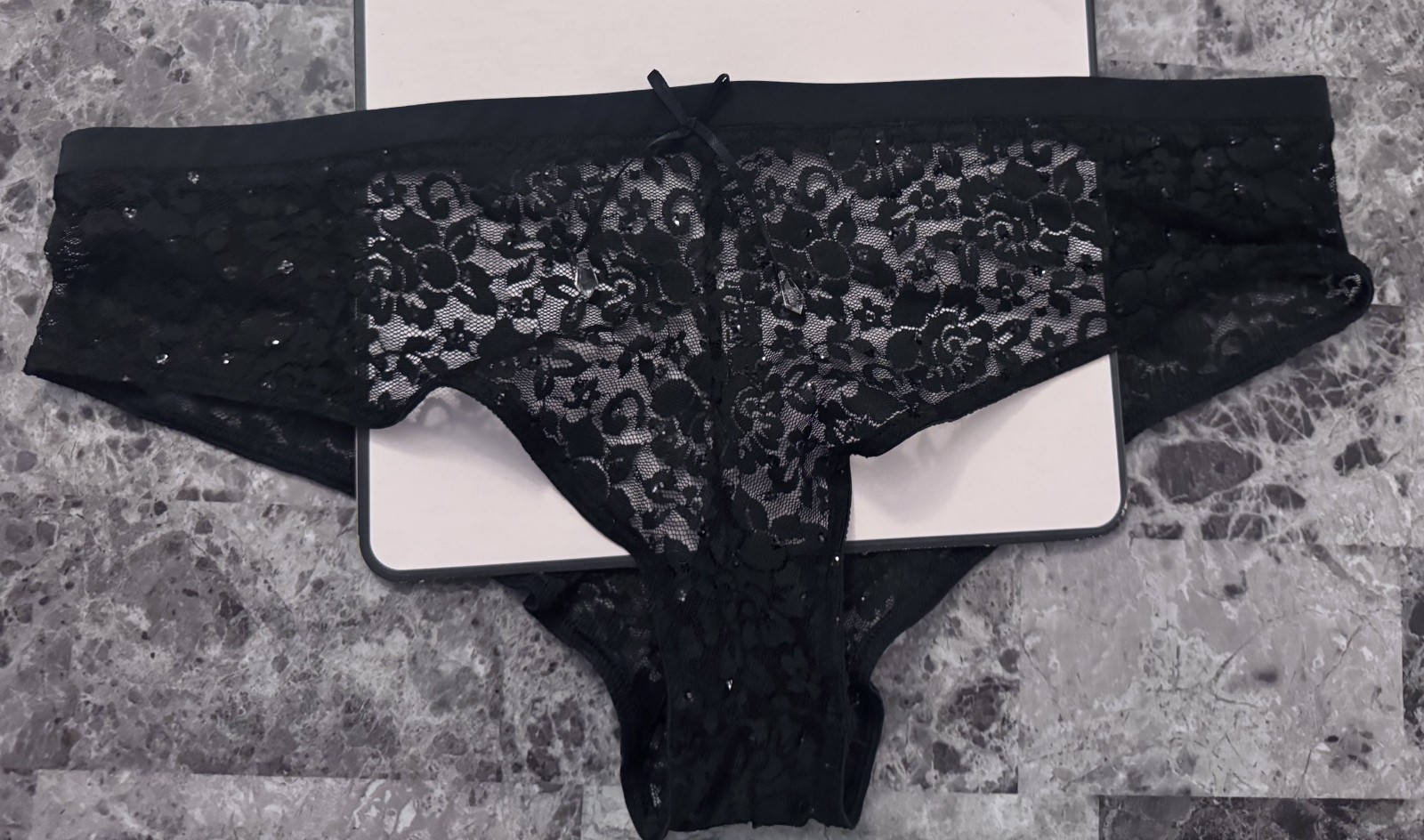 VICTORIA’S SECRET SEXY LITTLE THINGS L BLACK GLITTER LACE RARE HIPHUGGER PANTIES