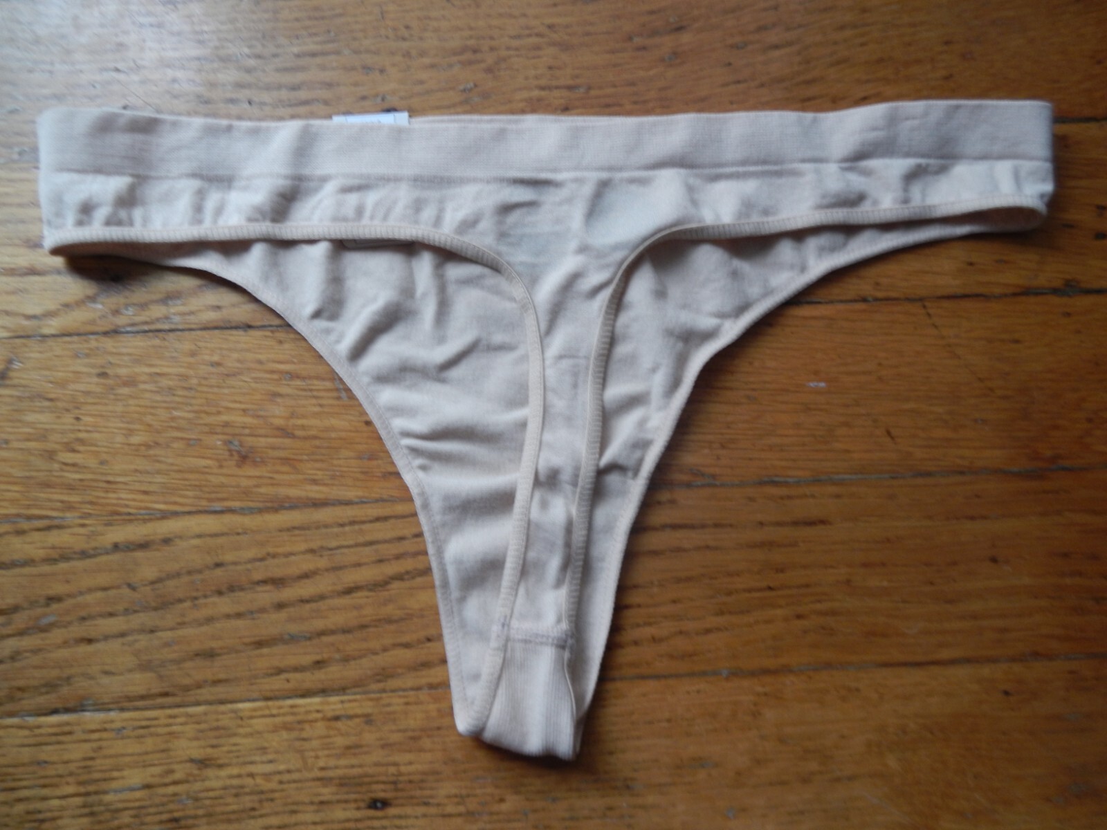JUNIOR SO THONG PANTY w/SPANDEX; BUFF TAN; XL; TAGLESS; RETAIL $10; BNWT