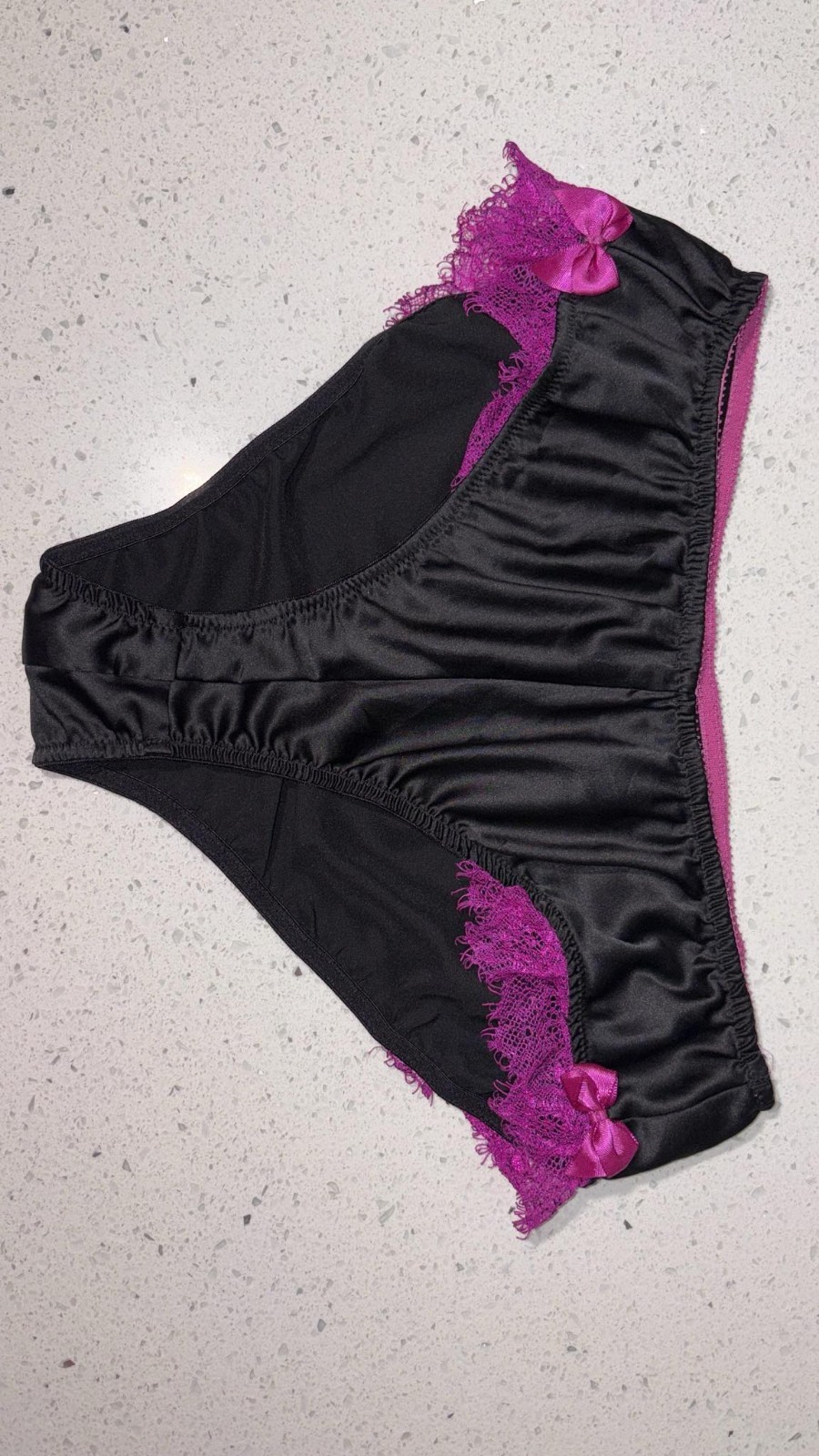 LA SENZA SATIN LACE TRIM PANTIES sz M