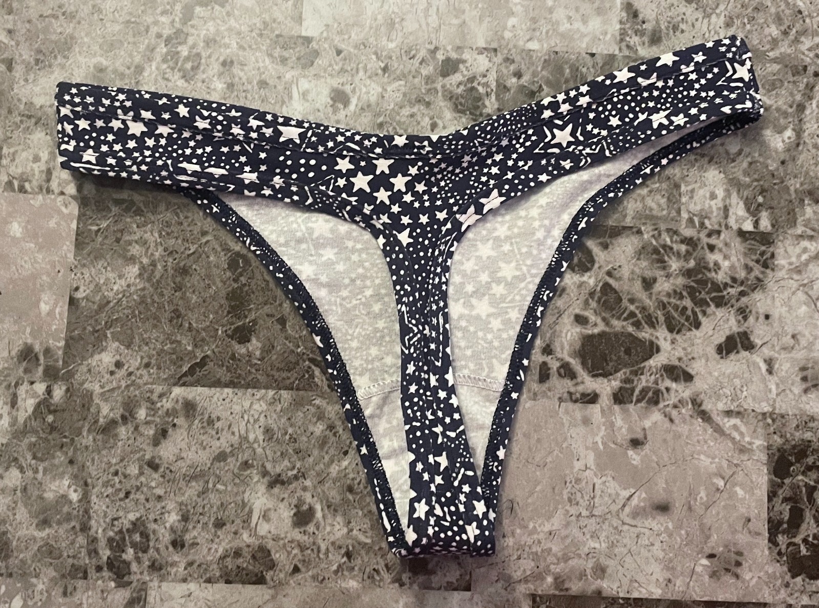 NWT VICTORIA’S SECRET PINK SMALL NAVY BLUE WHITE STAR COTTON BLEND THONG PANTIES