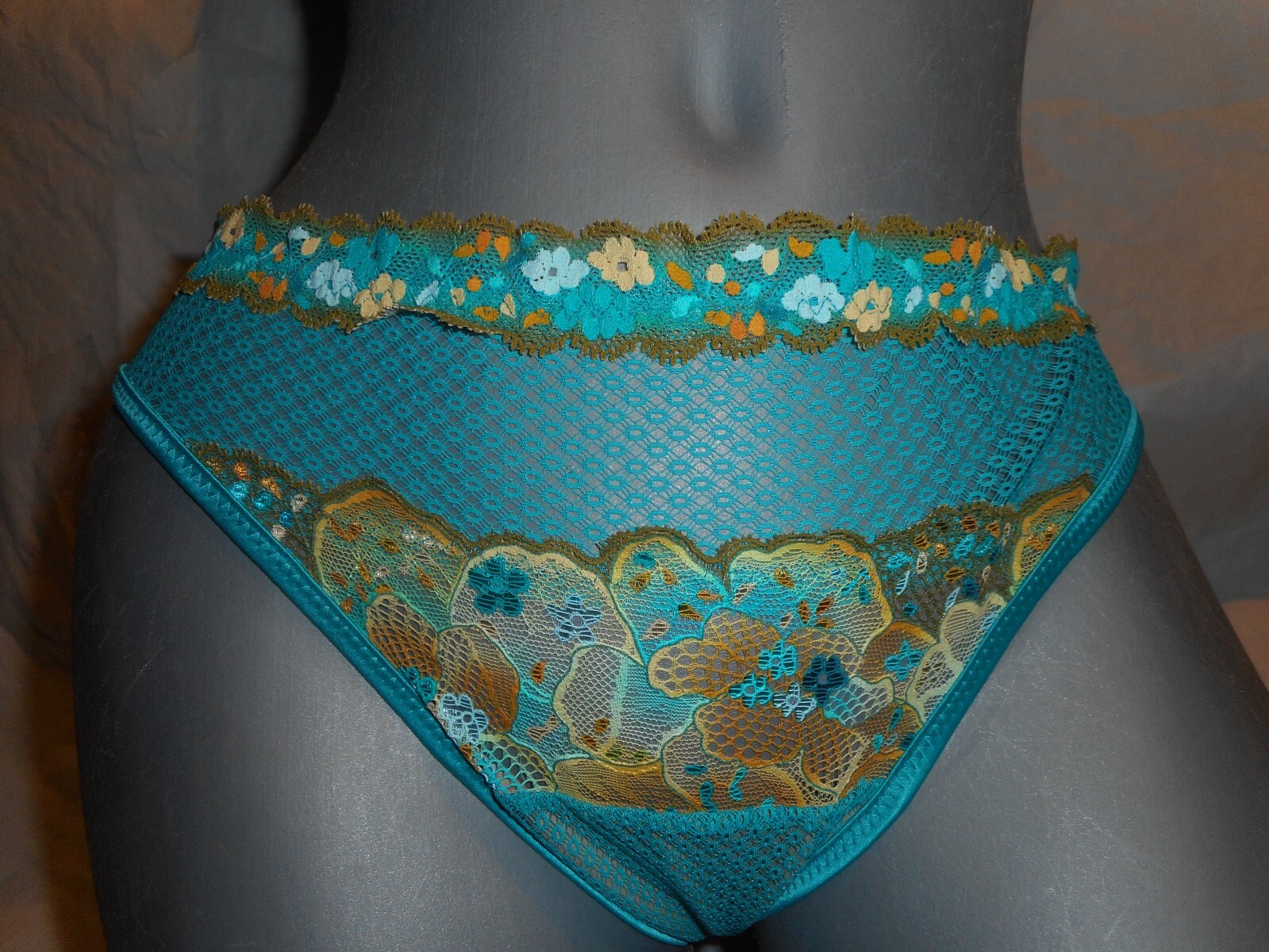 Intimissimi Women Briefs Summer Turquoise Panty Medium & Large sold separate