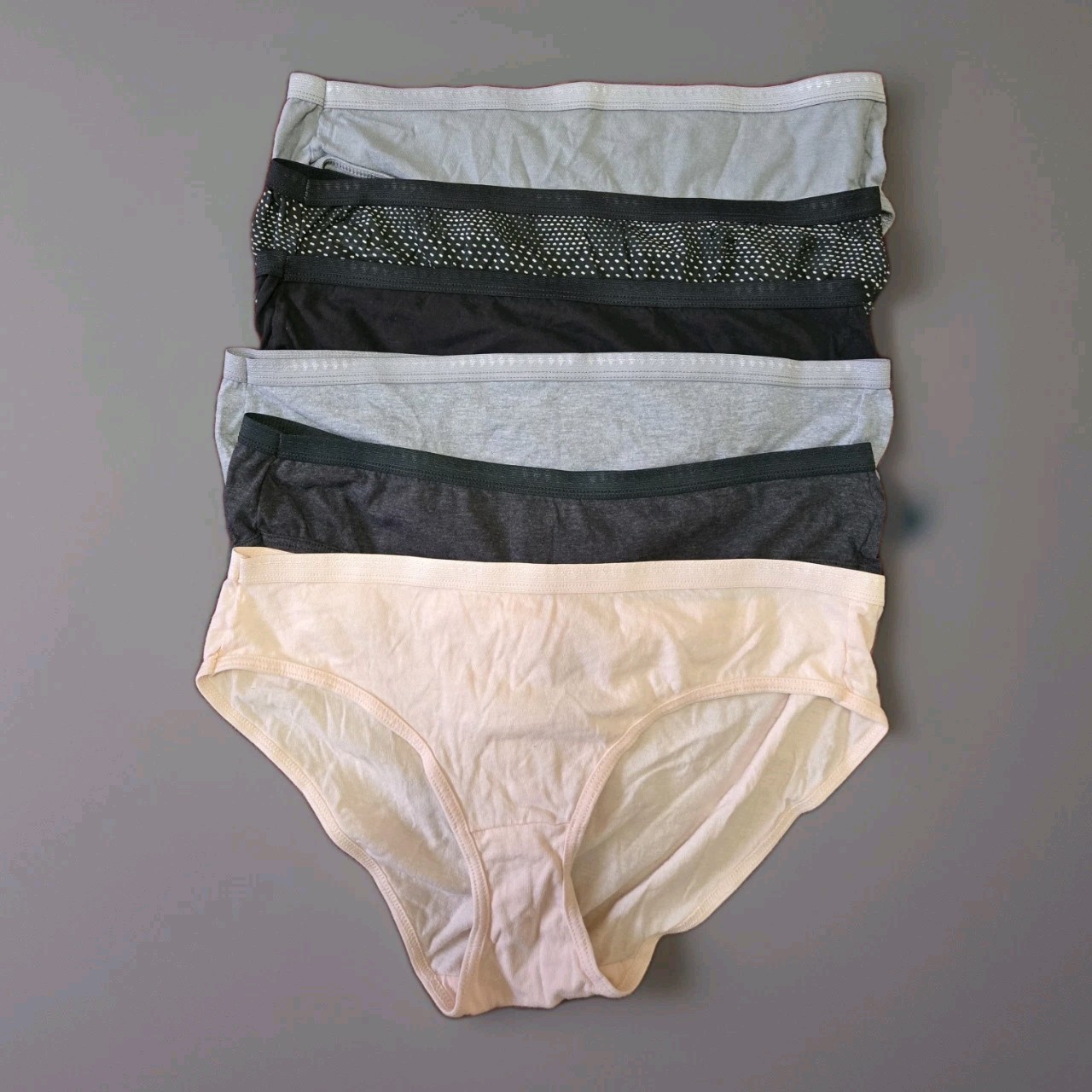 Lot Of 6 Pair Hanes Cotton Stretch Briefs Womens 8/XL Tagless Multicolor