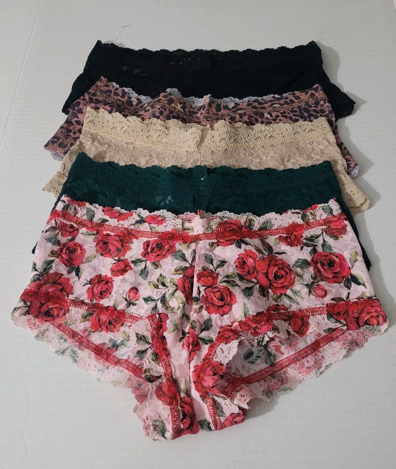 HANKY PANKY SIGNATURE LACE BOYSHORTS PANTIES SET OF 5 ASSORTED COLORS SIZE XS