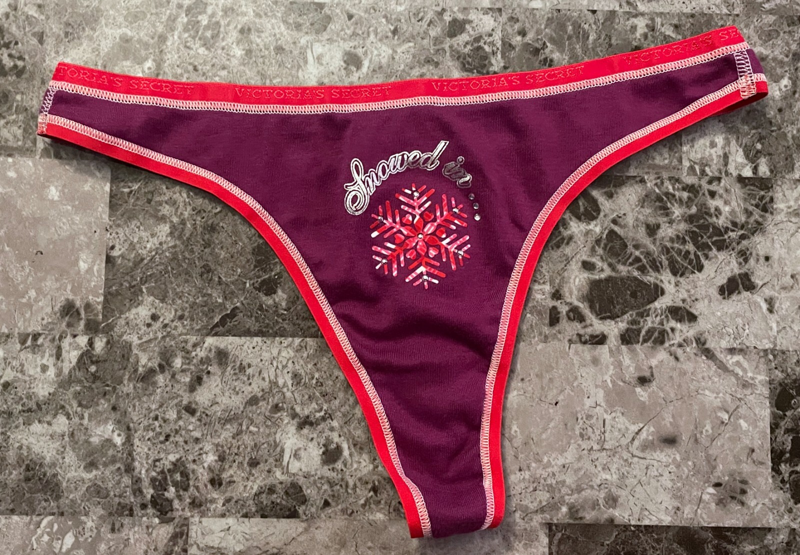 NWOT VICTORIA’S SECRET L PLAID SNOWFLAKE 100% COTTON VINTAGE RARE THONG PANTIES