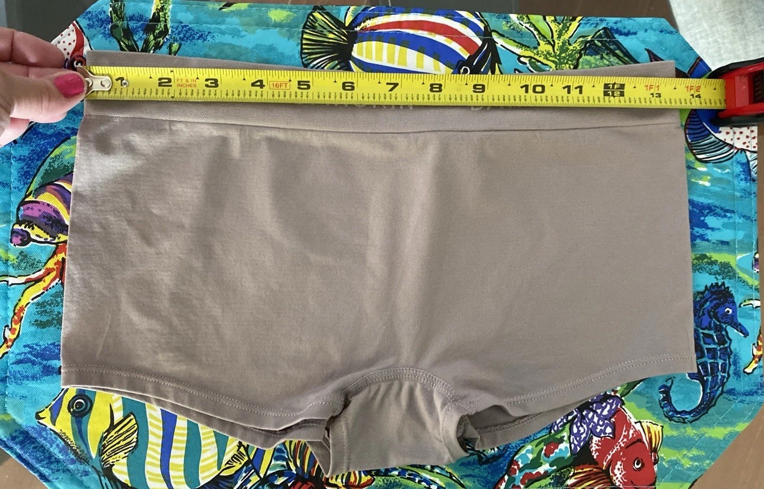 DANSKIN NWT Women’s L Light Gray Panties Seamless Tagless Boy Shorts/Panty