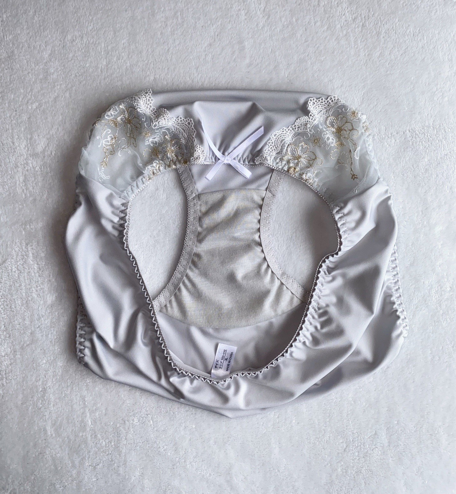 US-L/JP-3L Japanese Brand Elegant Glittery Floral Embroidery Smooth Nylon Panty