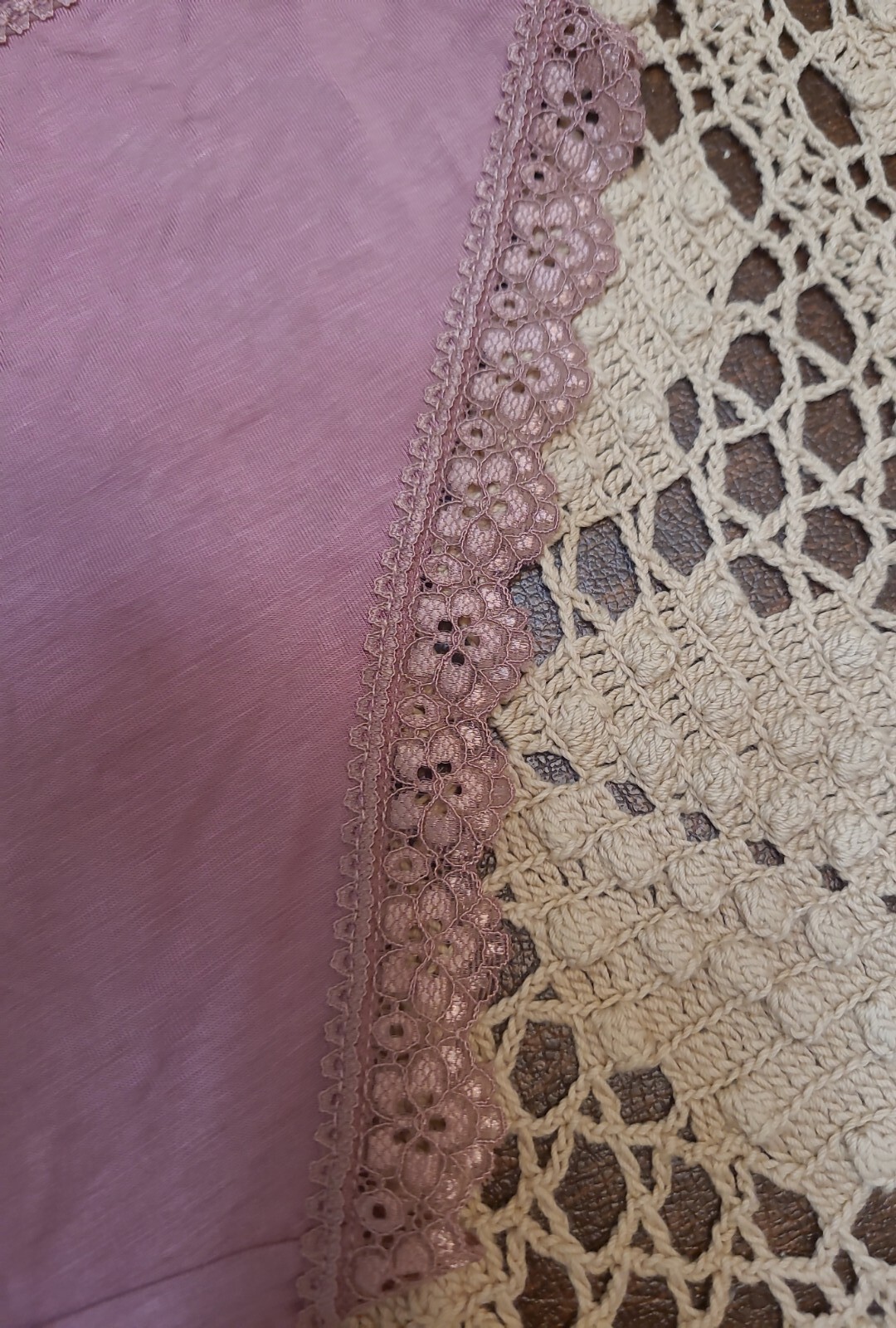 DAISY FUENTES Dusty Rose Bow/ Lace SeXy Hipster Panties Lingerie, 7/L ~ NWT