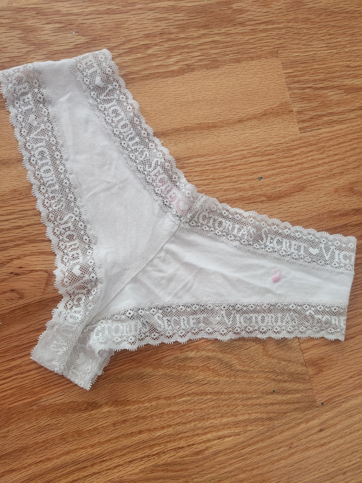 VTG Victoria’s Secret Cotton White/Ivory Cheeky Lace Trim Size M Panty