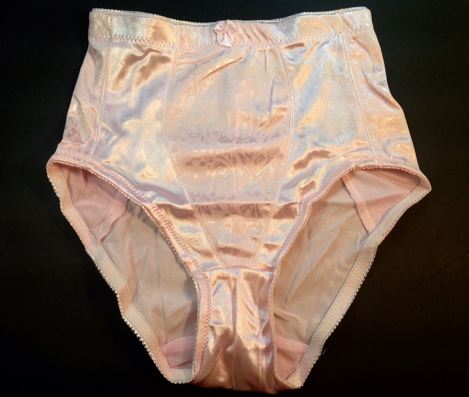 Women Control Panties,Briefs”Eva Cervantes”Size L. pink Soft shiny Satin W/decor
