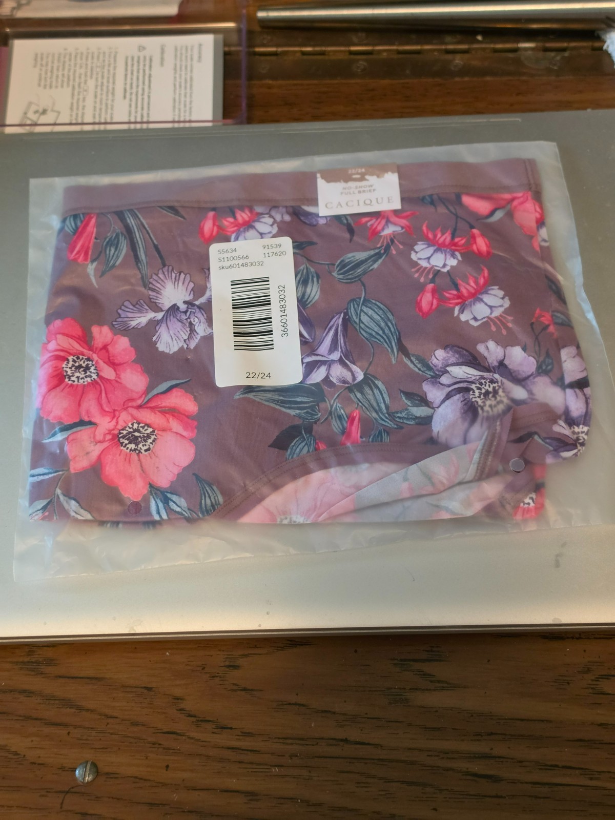 Lane Bryant No Show Full Brief Panty Spring Wildflowers Plus Size 22/24, 3X