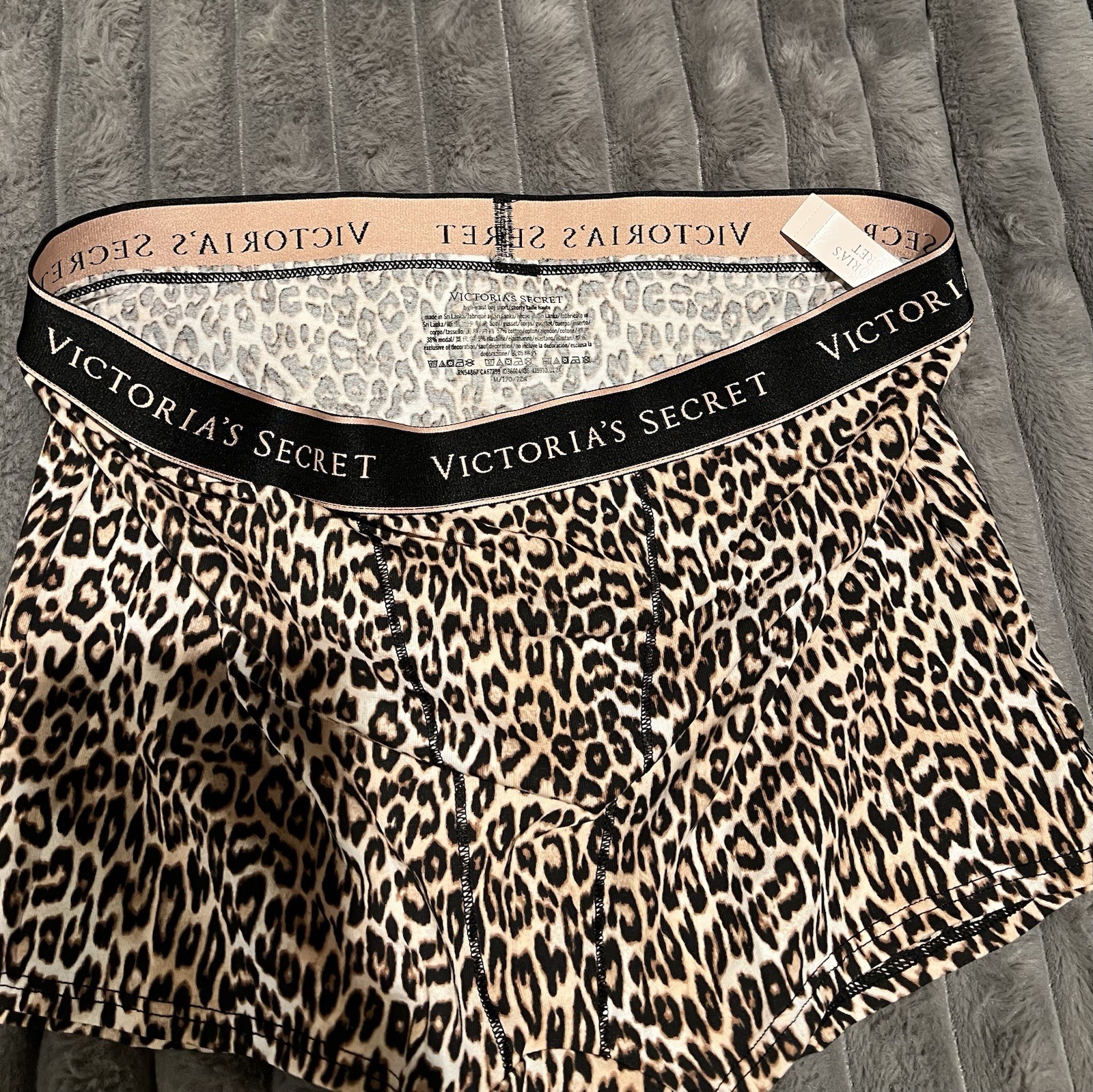 VICTORIA’S SECRET HIGH WAIST LOGO BOYSHORT MEDIUM STRETCH LEOPARD ANIMAL PRINT