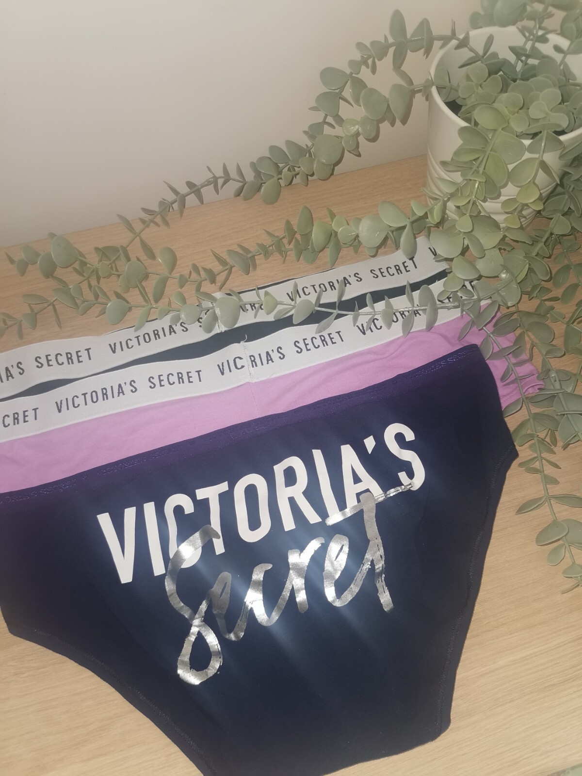 Victoria’s Secret Knickers X3 Black Navy Purple Branded Elasticated Band. UK L