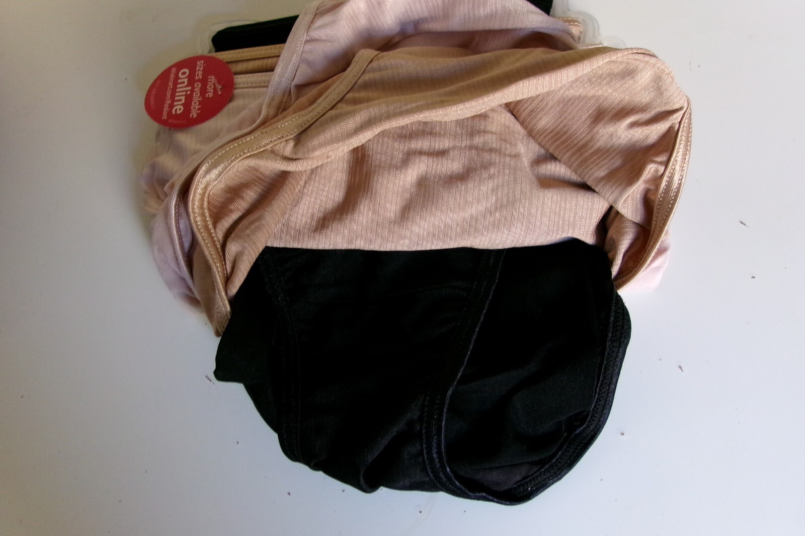 3 Radiant by Vanity Fair String Bikini Style SQTZ/BG/BL Size 7 Black beiges