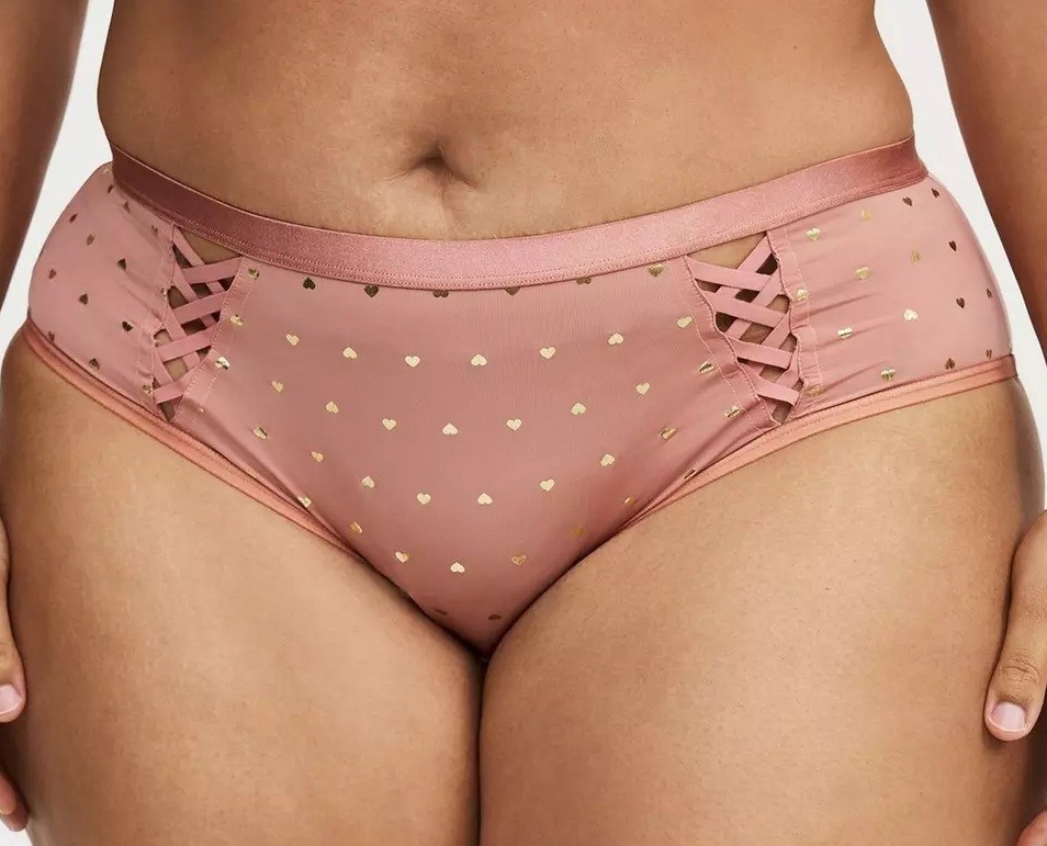 NWT – Torrid Dark Pink w/Gold Hearts Hipster Panties Sz 5 (28) – $20.90