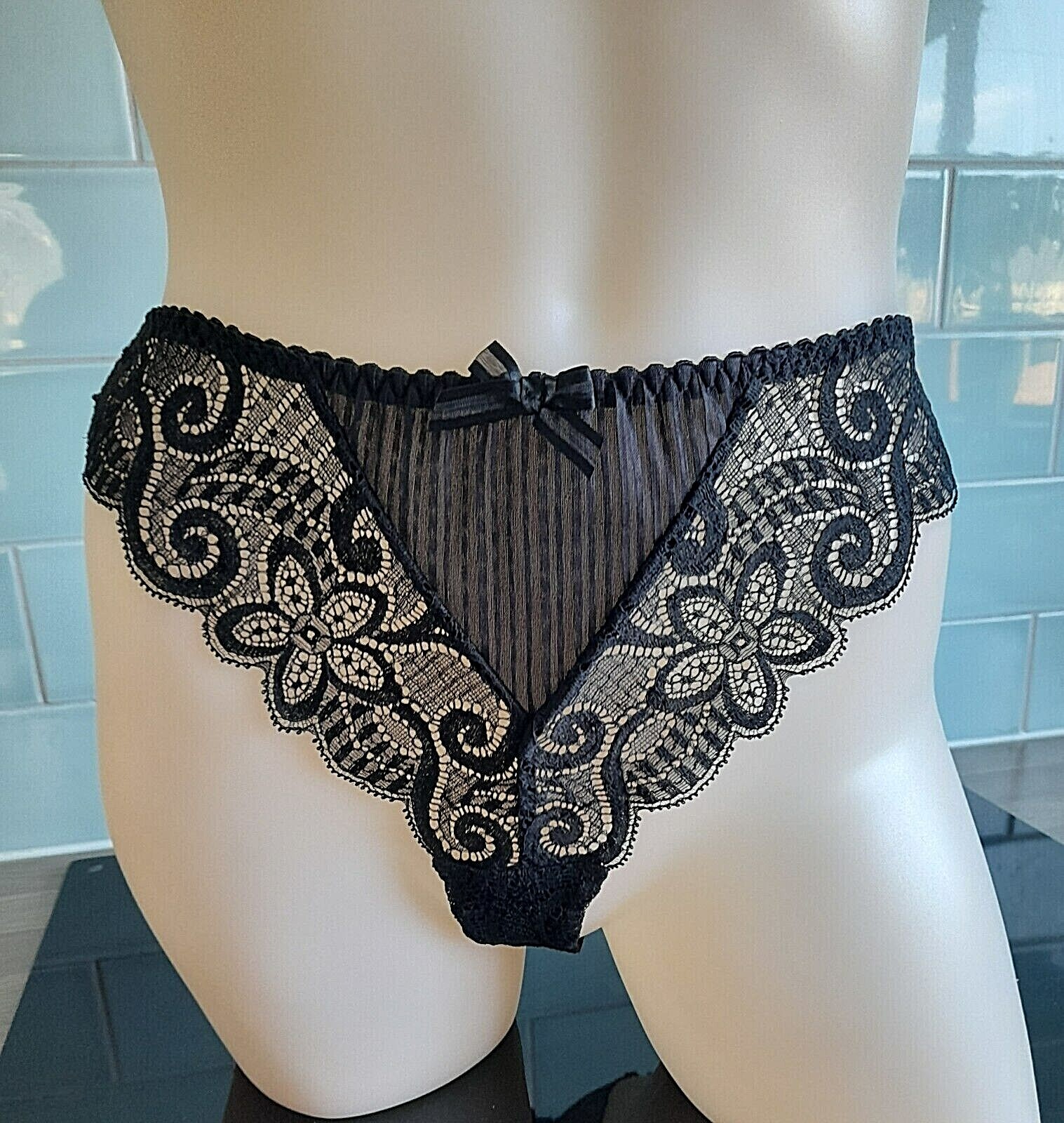 Barbara Black “Follies” High Leg Pleated Fan Backed Briefs