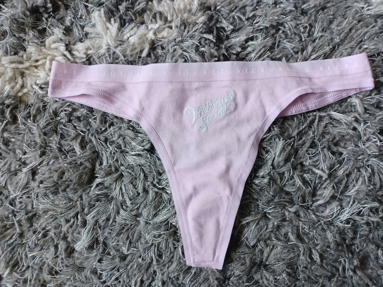 NeW Vs cotton logo Thong Panty Size xs lilac embroidered graphics