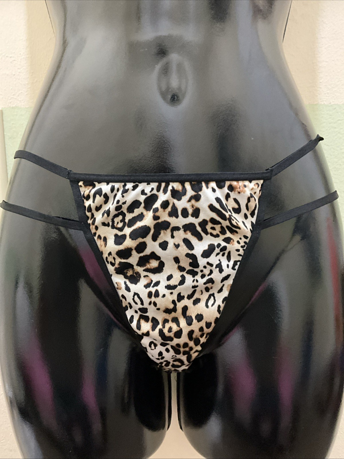 Vintage Victoria Secret Very Sexy Satin Itsy Mini Panty Leopard #4813