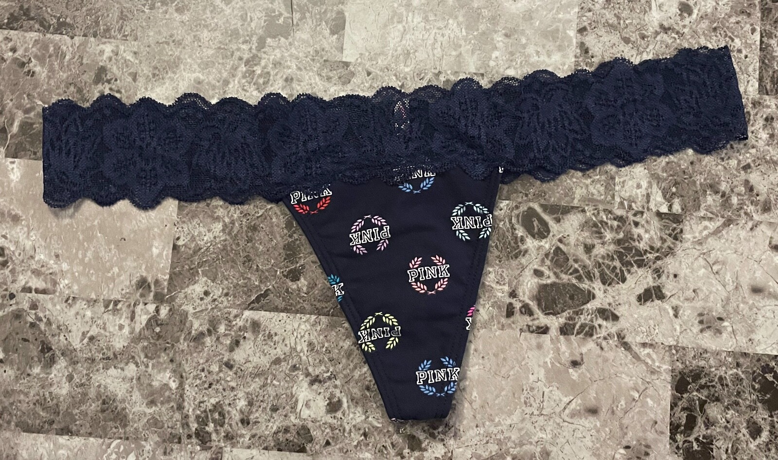 NWOT VICTORIA’S SECRET PINK L NAVY BLUE RED WHITE CRESCENT LACE THONG PANTIES