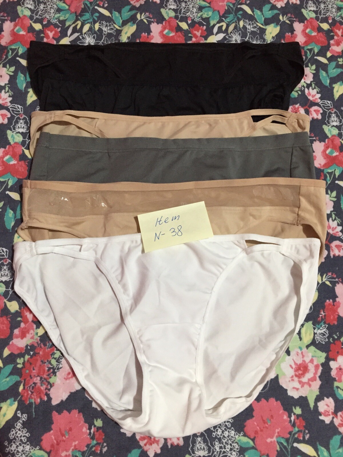 6 Pc Hanes Women Underwear Size M, Different Styles Variety Style, Colors, New