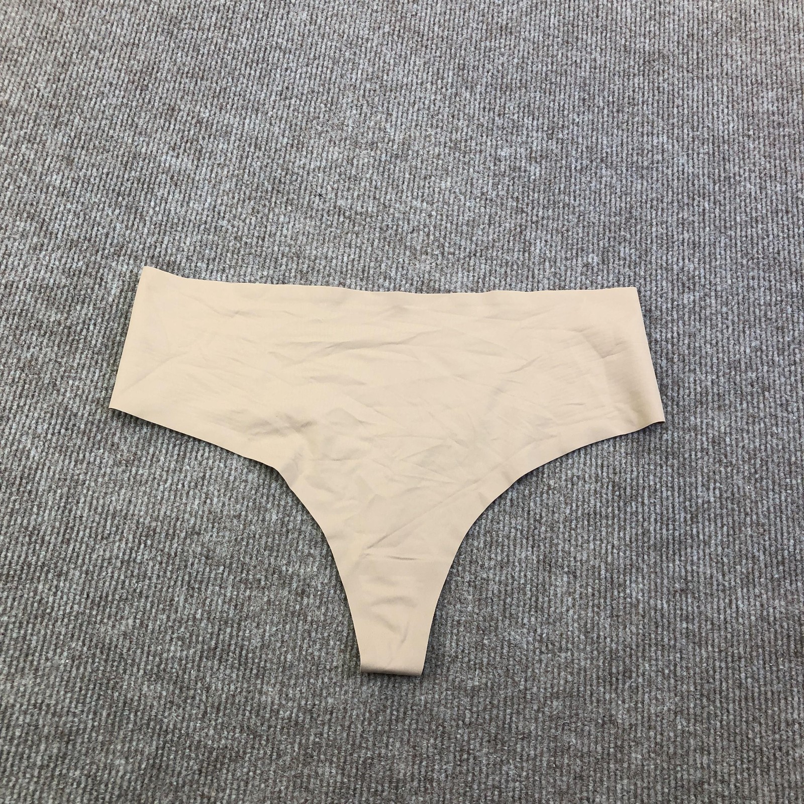 EBY Underwear Womens L Beige Seamless Thong Panties Microfiber Stretch Tagless
