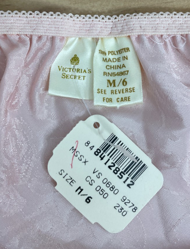 Vintage Victoria’s Secret Satin Panties Womens M 6 Pink Ruffle Gold Label New
