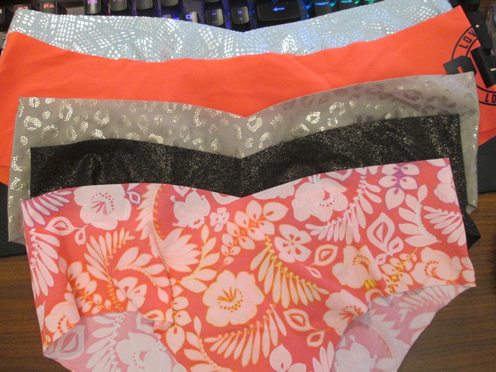 New w/Tag Victoria’s Secret💲Discounts on 2+💲💖No-Show Cheeky💖XS,S,M,L,XL,XXL