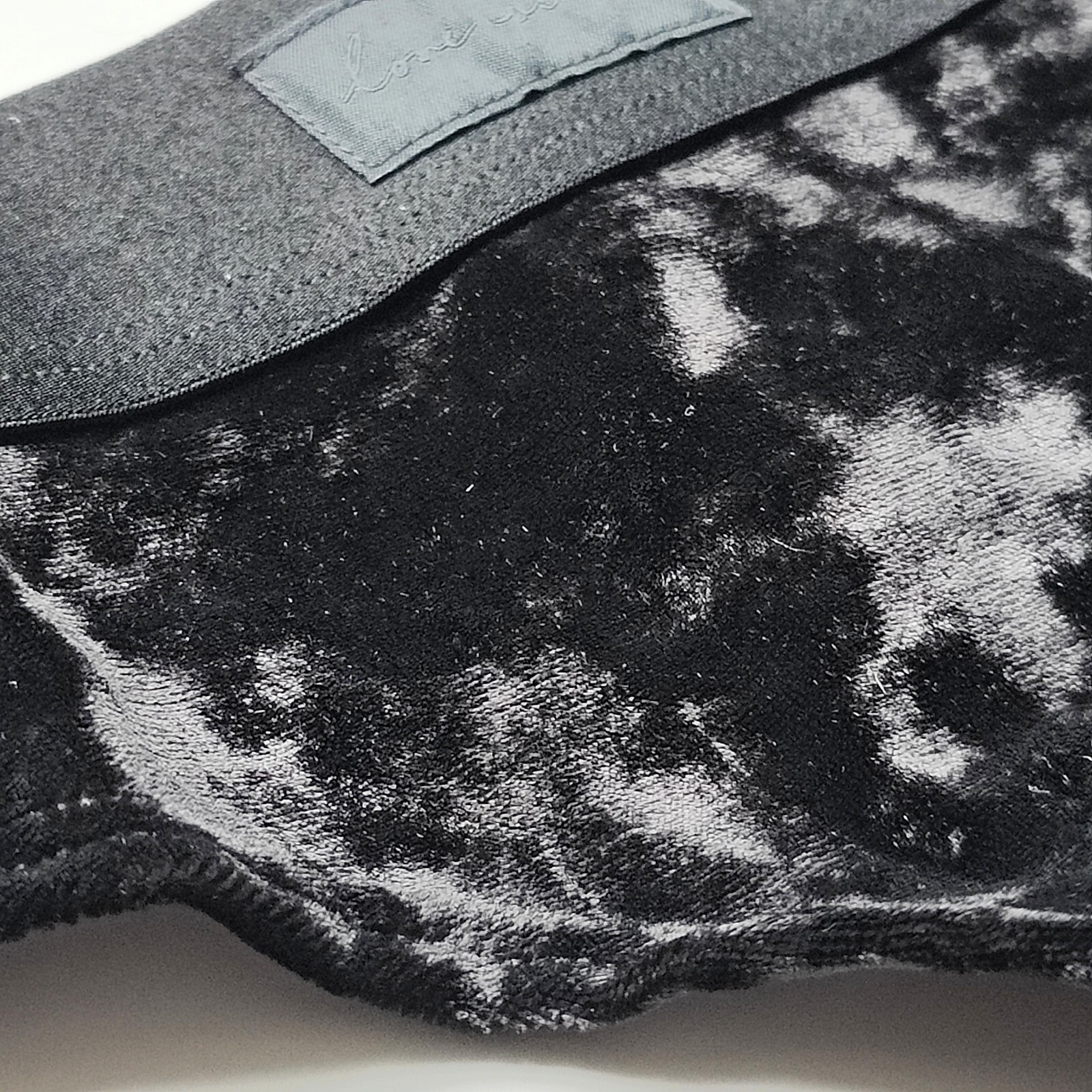 PINK Victoria’s Secret Velvet Thong Panty Pure Black Size S/M