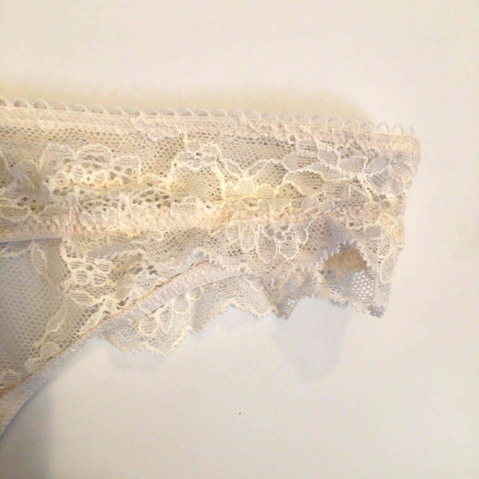 Victorias Secret Dream Angels “I Do” Ruffle Thong Size S Lace Soft White Heart
