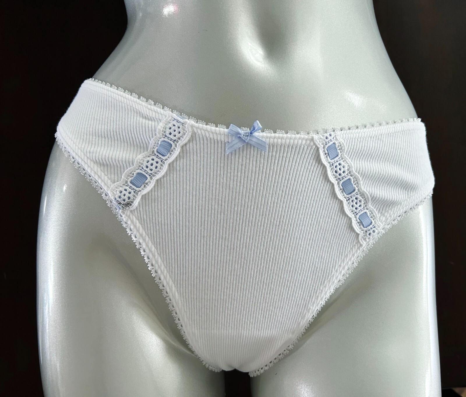 Victorias Secret Stretch High Leg Scoop Thong Panty XL VS White & Blue Nwt