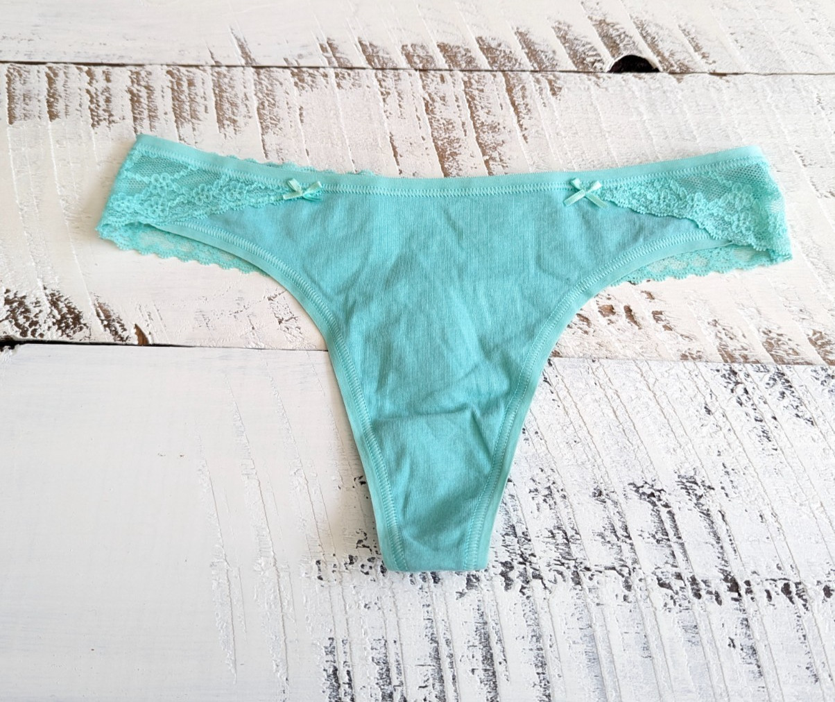 Victoria’s Secret Size XS Vintage Seychelles Aqua Cotton Lace Trim Thong
