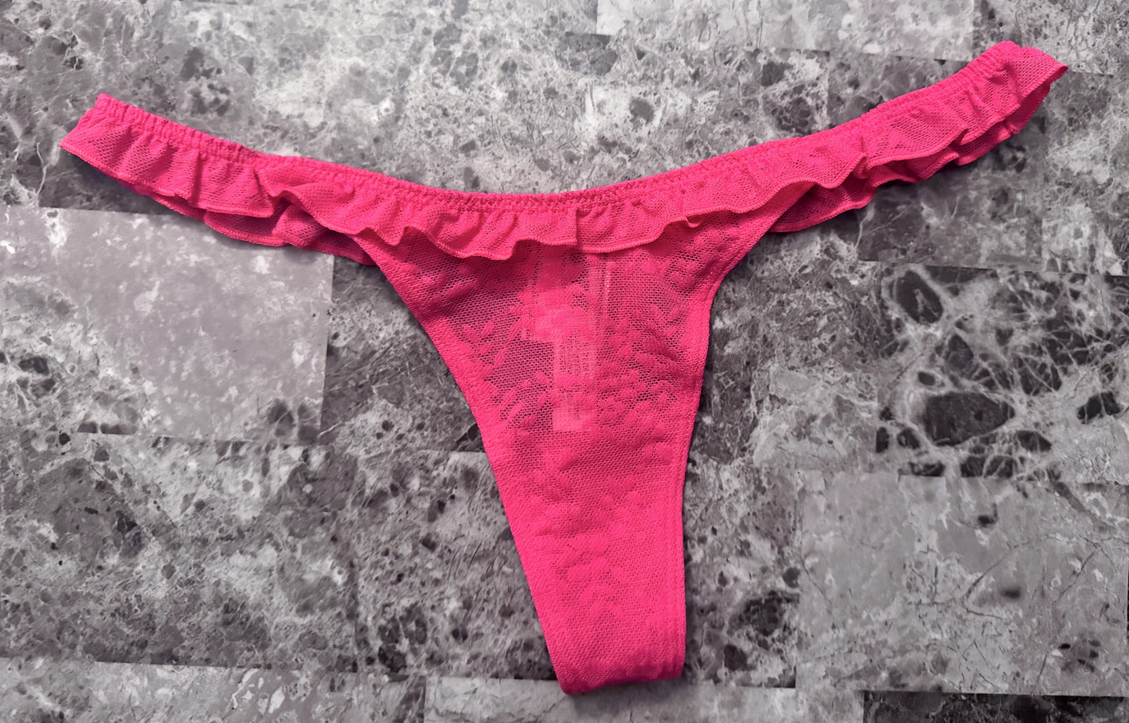 NWT VICTORIA’S SECRET PINK FLORAL LACE RUFFLE MICRO THONG PANTIES