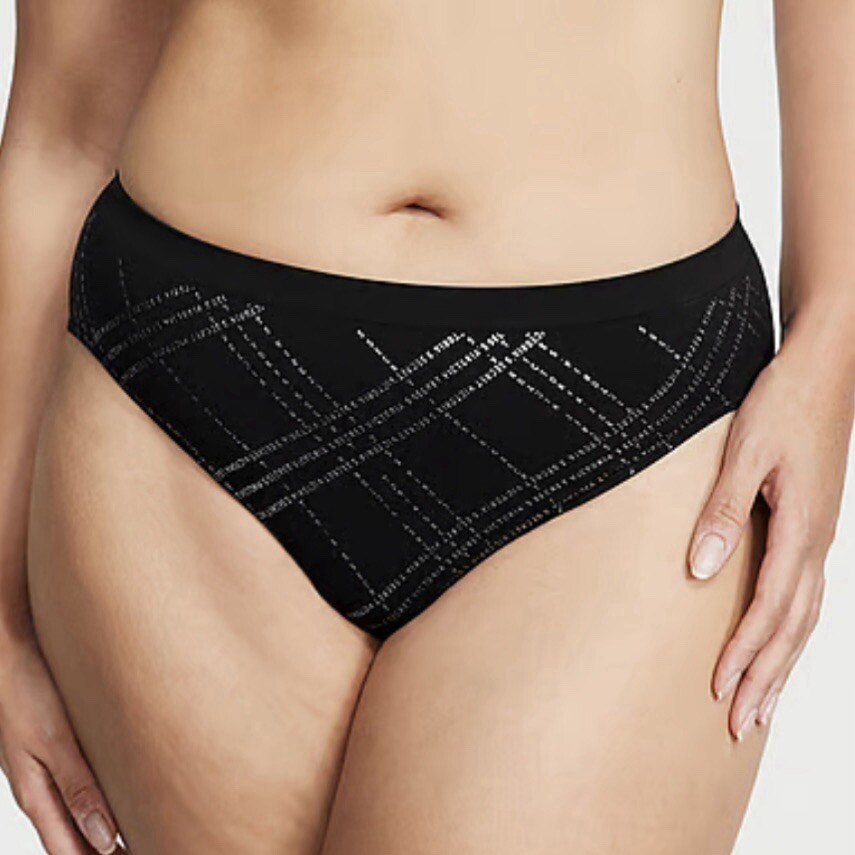 VICTORIA’S SECRET Seamless High-Leg Brief Panty in Black Logo Plaid Medium NWT